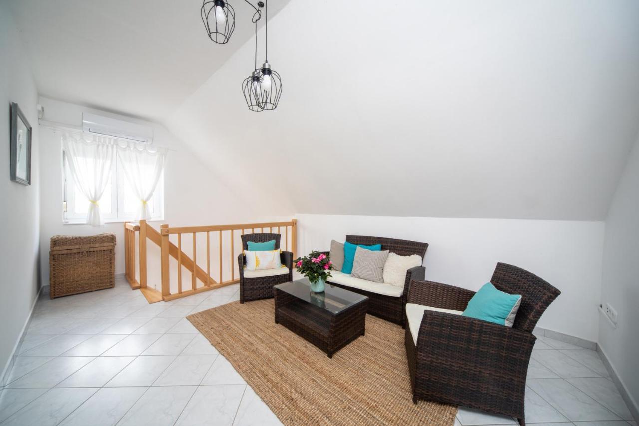 Oliva 8 Fos Balatoni Nyaralo Villa Balatonakarattya Exterior foto